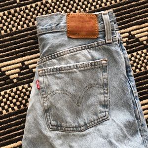 Levi’s 501 Jeans
